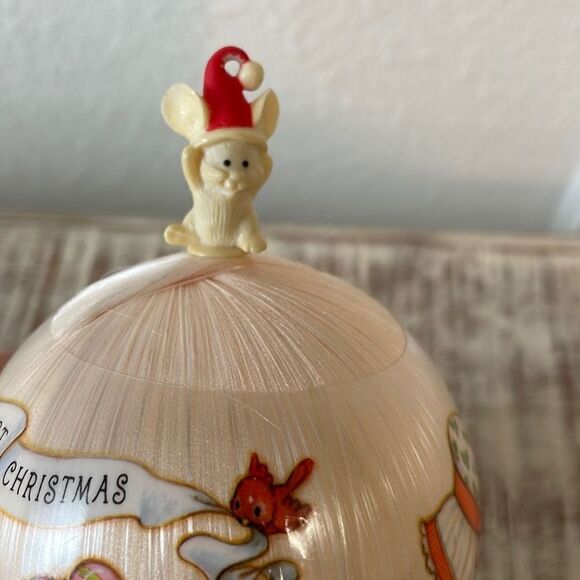 Christmas vintage Hallmark 1984 Christmas Ornament baby’s first Christmas - Picture 3 of 8